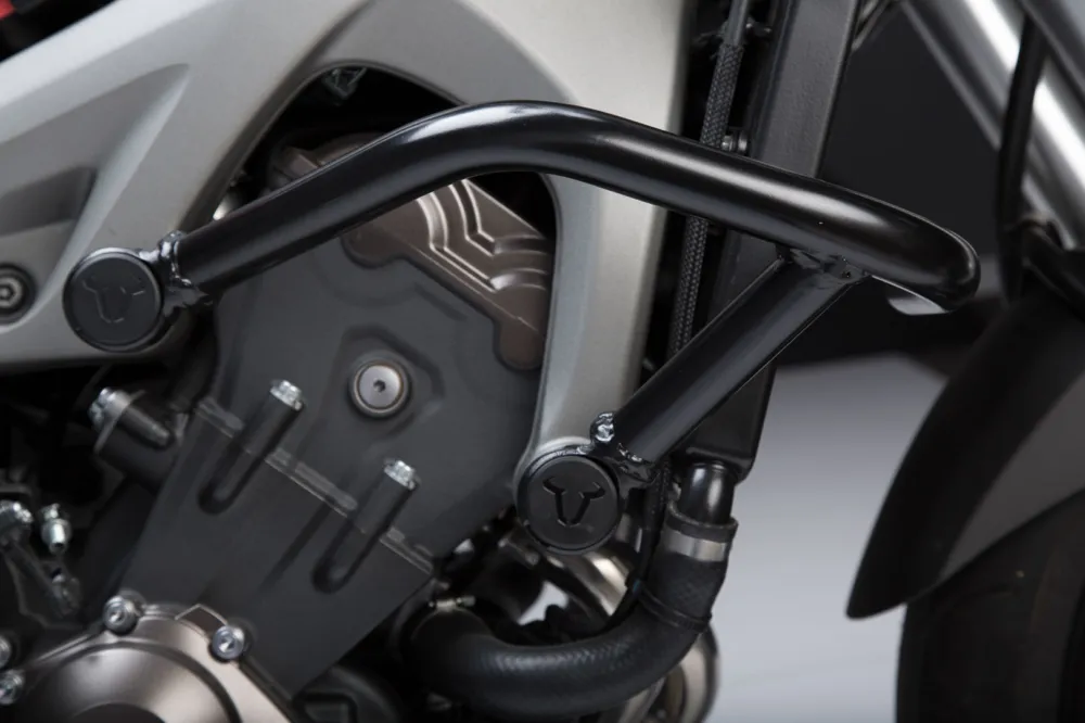 Vrácení Zdarma SW-Motech Padací rám - Black. Yamaha MT-09/Tracer, XSR900/Abar. - SW-Motech